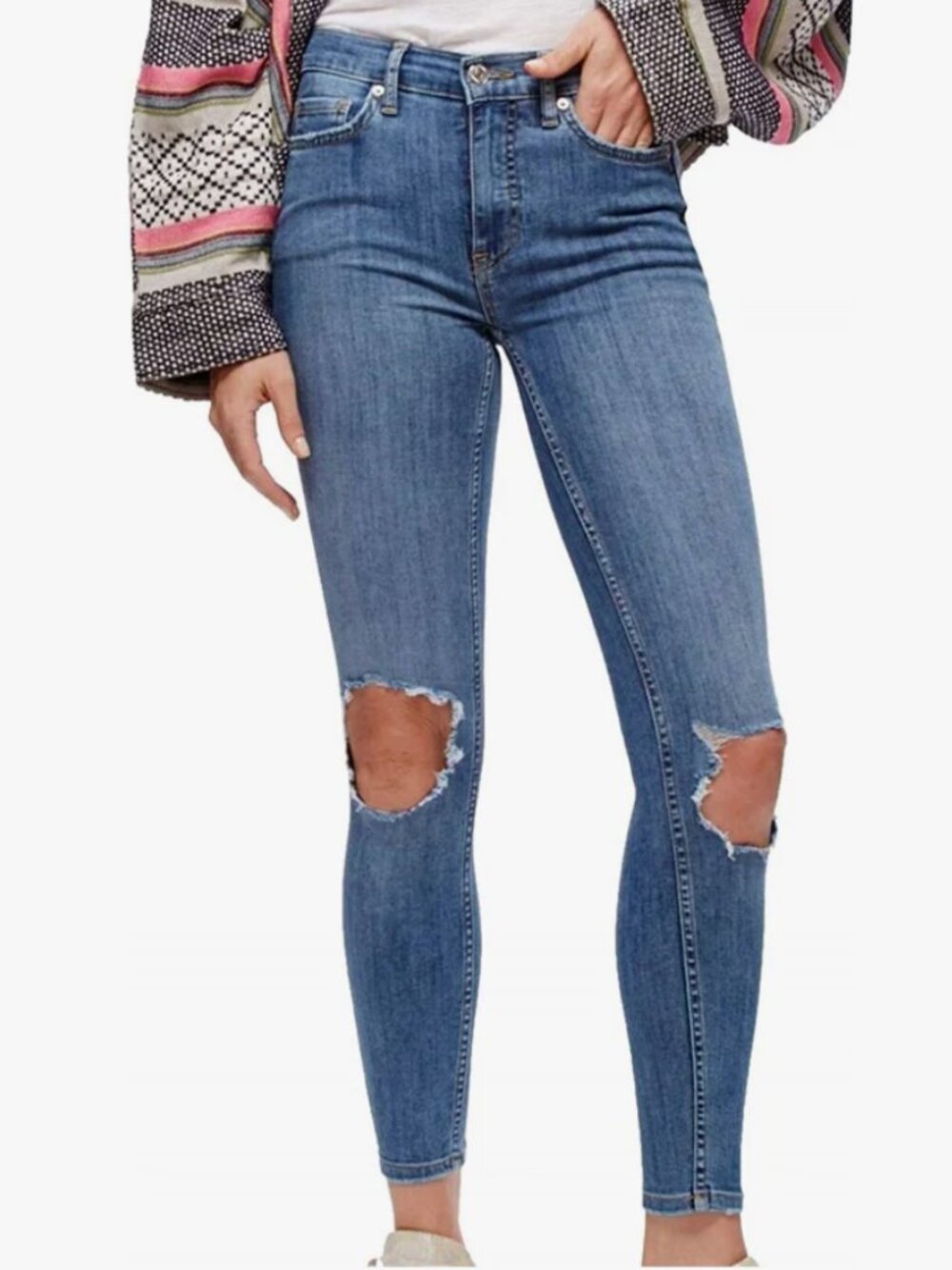 Free People "Busted" Skinny Jeans in Med-To-Dark Indigo Wash - Size 26/US 2